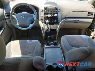 Zdjęcie 8 z 13 samochodu: 2006 TOYOTA SIENNA LE 7 PASSENGER VIN:5TDZA23CX6S489017 - miniatura