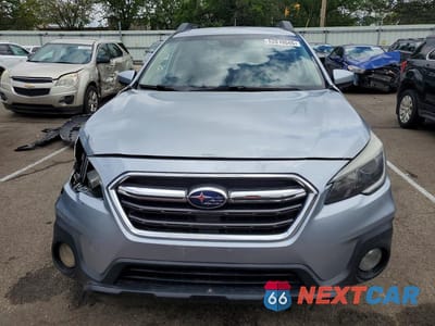 Piąte zdjęcie samochodu w środku: 2019 SUBARU OUTBACK 2.5I PREMIUM VIN:4S4BSAFC0K3396261 - miniatura