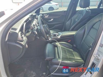 Zdjęcie 7 z 12 samochodu: 2016 MERCEDES-BENZ C 300 VIN:55SWF4JB7GU147927 - miniatura