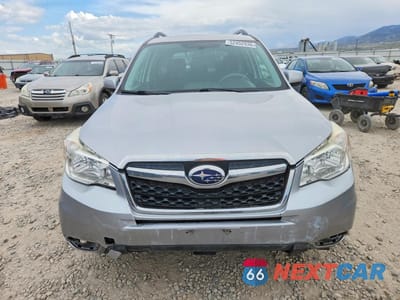 Piąte zdjęcie samochodu w środku: 2016 SUBARU FORESTER 2.5I PREMIUM VIN:JF2SJADC7GH567139 - miniatura