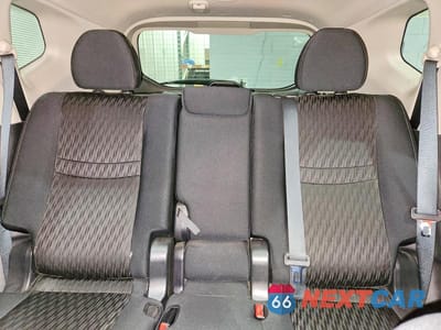 Zdjęcie 10 z 13 samochodu: 2018 NISSAN ROGUE SV VIN:5N1AT2MV9JC758203 - miniatura