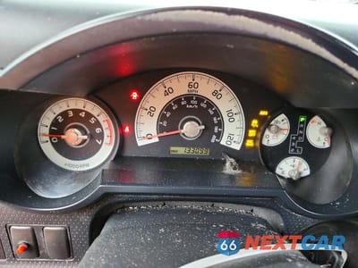 Zdjęcie 9 z 13 samochodu: 2007 TOYOTA FJ CRUISER BASE VIN:JTEBU11F470023812 - miniatura