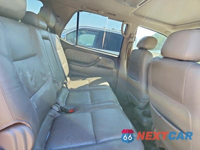 Zdjęcie 11 z 13 samochodu: 2003 TOYOTA SEQUOIA LIMITED VIN:5TDBT48AX3S169691 - miniatura