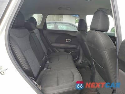 Zdjęcie 10 z 12 samochodu: 2018 KIA SOUL + VIN:KNDJP3A55J7612652 - miniatura