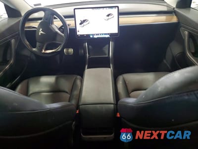 Zdjęcie 8 z 12 samochodu: 2018 TESLA MODEL 3 VIN:5YJ3E1EB1JF072570 - miniatura