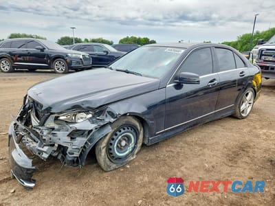 2012 MERCEDES-BENZ C 300 4MATIC WDDGF8BB5CR192497 - główne zdjęcie licytacji z USA - miniatura