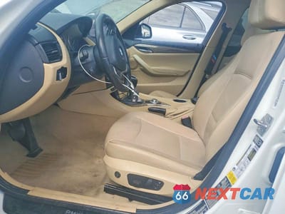 Zdjęcie 7 z 12 samochodu: 2015 BMW X1 XDRIVE28I VIN:WBAVL1C56FVY28752 - miniatura