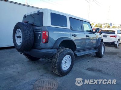 Trzecie zdjęcie samochodu z tyłu: 2025 FORD BRONCO HERITAGE VIN:1FMEE4DP9SLA93720 - miniatura