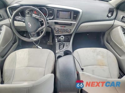 Zdjęcie 8 z 12 samochodu: 2012 KIA OPTIMA LX VIN:KNAGM4A77C5291381 - miniatura