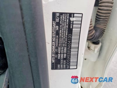 Zdjęcie 12 z 12 samochodu: 2018 MERCEDES-BENZ CLA 250 VIN:WDDSJ4EB8JN654133 - miniatura