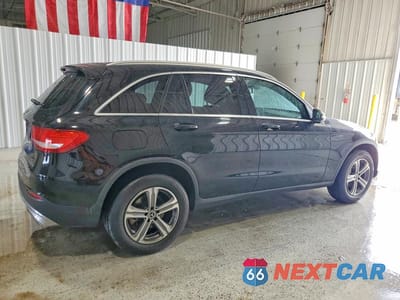 Trzecie zdjęcie samochodu z tyłu: 2018 MERCEDES-BENZ GLC 300 VIN:WDC0G4JB7JV038147 - miniatura