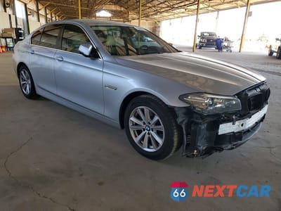Czwarte zdjęcie samochodu z boku: 2016 BMW 528 I VIN:WBA5A5C54GG354951 - miniatura