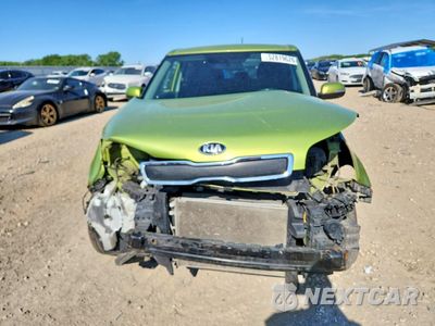 Piąte zdjęcie samochodu w środku: 2014 KIA SOUL BASE VIN:KNDJN2A27E7730911 - miniatura