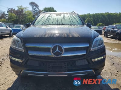 Piąte zdjęcie samochodu w środku: 2014 MERCEDES-BENZ GL 450 4MATIC VIN:4JGDF7CE8EA326108 - miniatura