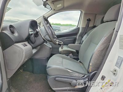 Zdjęcie 7 z 13 samochodu: 2014 NISSAN NV200 DELIVERY VAN VIN:3N6CM0KN9EK701451 - miniatura