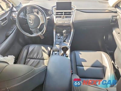 Zdjęcie 8 z 14 samochodu: 2017 LEXUS NX 200T BASE VIN:JTJBARBZ6H2123336 - miniatura