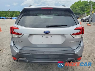Zdjęcie 6 z 14 samochodu: 2019 SUBARU FORESTER LIMITED VIN:JF2SKAUC6KH434765 - miniatura