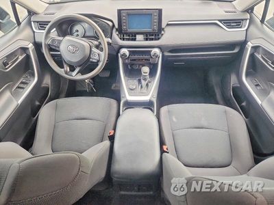 Zdjęcie 8 z 13 samochodu: 2021 TOYOTA RAV4 LE VIN:2T3MWRFV9MW112630 - miniatura