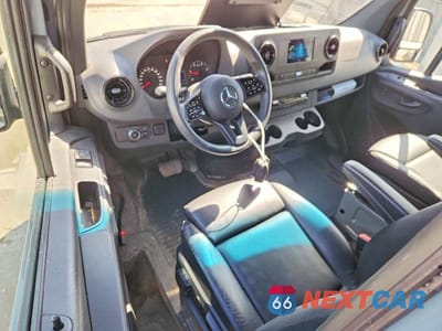 Zdjęcie 8 z 13 samochodu: 2023 MERCEDES-BENZ SPRINTER 2500 VIN:W1Y4KBHY5PP538448 - miniatura