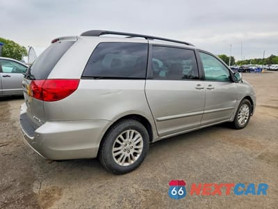 Trzecie zdjęcie samochodu z tyłu: 2008 TOYOTA SIENNA XLE VIN:5TDBK22C48S021951 - miniatura