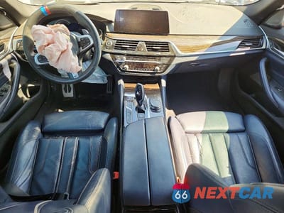 Zdjęcie 8 z 12 samochodu: 2019 BMW 540 I VIN:WBAJE5C57KWE66664 - miniatura