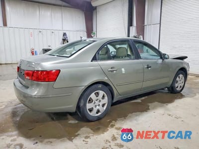 Trzecie zdjęcie samochodu z tyłu: 2010 HYUNDAI SONATA GLS VIN:5NPET4AC2AH636016 - miniatura