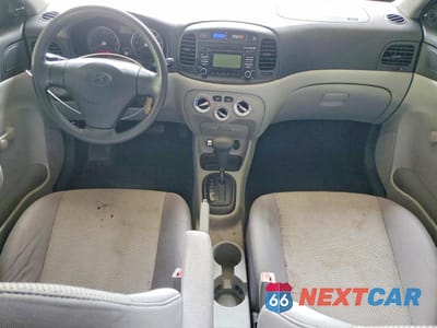 Zdjęcie 8 z 12 samochodu: 2010 HYUNDAI ACCENT GLS VIN:KMHCN4AC6AU421256 - miniatura