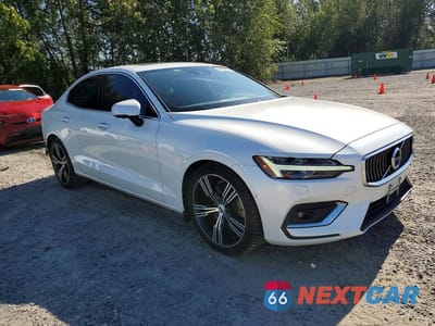 Czwarte zdjęcie samochodu z boku: 2019 VOLVO S60 T6 INSCRIPTION VIN:7JRA22TL1KG010838 - miniatura