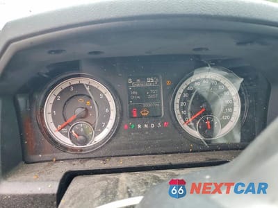 Zdjęcie 9 z 12 samochodu: 2021 RAM 1500 CLASSIC SLT VIN:1C6RR6TT3MS550137 - miniatura