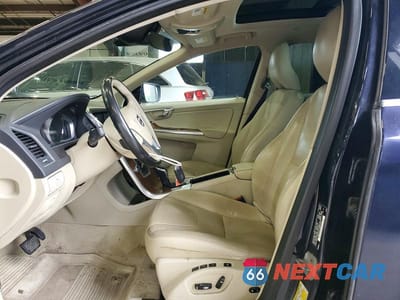 Zdjęcie 7 z 13 samochodu: 2016 VOLVO XC60 T5 PREMIER VIN:YV4612RK7G2839579 - miniatura