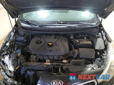 Zdjęcie 11 z 13 samochodu: 2015 KIA FORTE LX VIN:KNAFX4A68F5326945 - miniatura