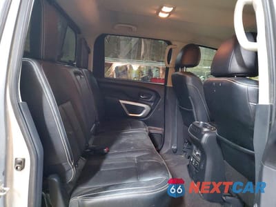 Zdjęcie 10 z 12 samochodu: 2019 NISSAN TITAN XD PRO-4X VIN:1N6BA1F46KN521247 - miniatura