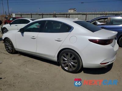 Drugie zdjęcie samochodu z przodu: 2019 MAZDA 3 PREFERRED VIN:3MZBPADL7KM105467 - miniatura