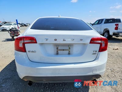 Zdjęcie 6 z 12 samochodu: 2013 VOLVO S60 T5 VIN:YV1612FH0D2171058 - miniatura