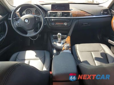 Zdjęcie 8 z 12 samochodu: 2015 BMW 320 I XDRIVE VIN:WBA3C3G5XFNT51014 - miniatura
