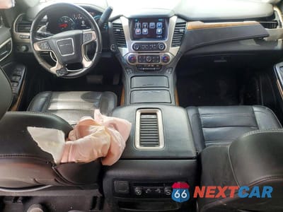Zdjęcie 8 z 14 samochodu: 2020 GMC YUKON XL DENALI VIN:1GKS1HKJ3LR170240 - miniatura