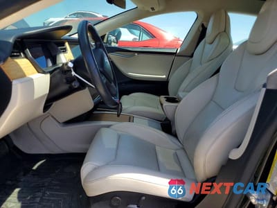 Zdjęcie 7 z 13 samochodu: 2019 TESLA MODEL S VIN:5YJSA1E27KF309166 - miniatura