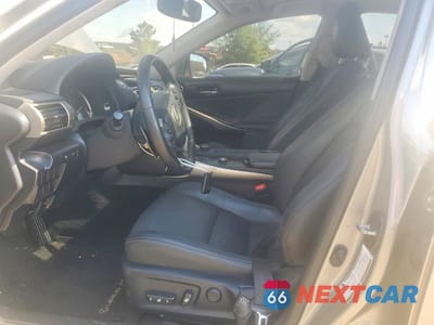 Zdjęcie 7 z 12 samochodu: 2016 LEXUS IS 200T VIN:JTHBA1D28G5004705 - miniatura