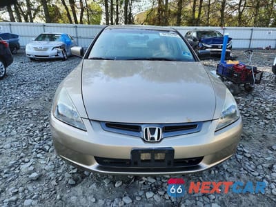 Piąte zdjęcie samochodu w środku: 2003 HONDA ACCORD LX VIN:1HGCM56433A075252 - miniatura