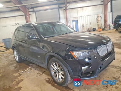 Czwarte zdjęcie samochodu z boku: 2017 BMW X3 SDRIVE28I VIN:5UXWZ7C32H0V91263 - miniatura