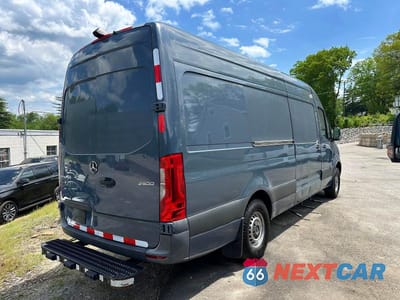 Trzecie zdjęcie samochodu z tyłu: 2021 MERCEDES-BENZ SPRINTER 2500 VIN:W1Y40CHY6MT071815 - miniatura