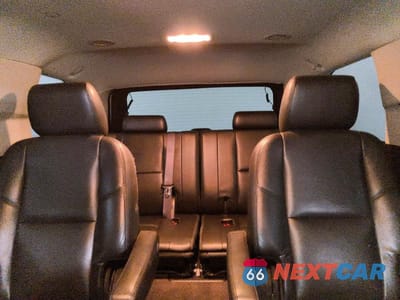 Zdjęcie 10 z 13 samochodu: 2013 CADILLAC ESCALADE VIN:1GYS3AEF9DR331318 - miniatura