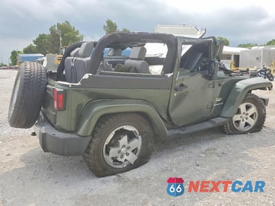 Trzecie zdjęcie samochodu z tyłu: 2008 JEEP WRANGLER SAHARA VIN:1J4FA54168L622632 - miniatura