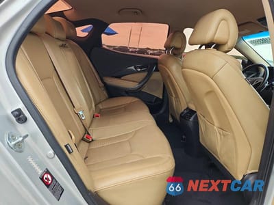 Zdjęcie 10 z 12 samochodu: 2016 HYUNDAI AZERA BASE VIN:KMHFG4JG4GA518606 - miniatura