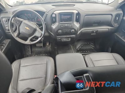 Zdjęcie 8 z 12 samochodu: 2020 CHEVROLET SILVERADO K2500 HEAVY DUTY VIN:1GC4YLEY6LF156653 - miniatura