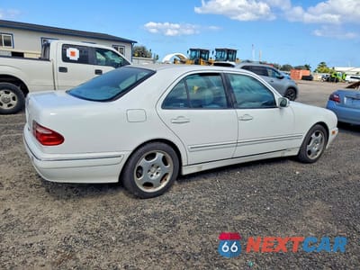 Trzecie zdjęcie samochodu z tyłu: 2000 MERCEDES-BENZ E 430 VIN:WDBJF70J0YB034491 - miniatura
