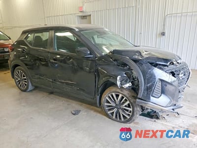 Czwarte zdjęcie samochodu z boku: 2024 NISSAN KICKS SV VIN:3N1CP5CV2RL529367 - miniatura