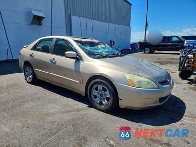 Czwarte zdjęcie samochodu z boku: 2003 HONDA ACCORD EX VIN:1HGCM56613A088552 - miniatura