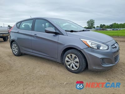 Czwarte zdjęcie samochodu z boku: 2017 HYUNDAI ACCENT SE VIN:KMHCT5AE8HU335664 - miniatura