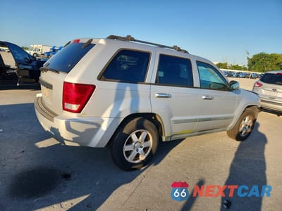Trzecie zdjęcie samochodu z tyłu: 2009 JEEP GRAND CHEROKEE LAREDO VIN:1J8GR48K99C521417 - miniatura